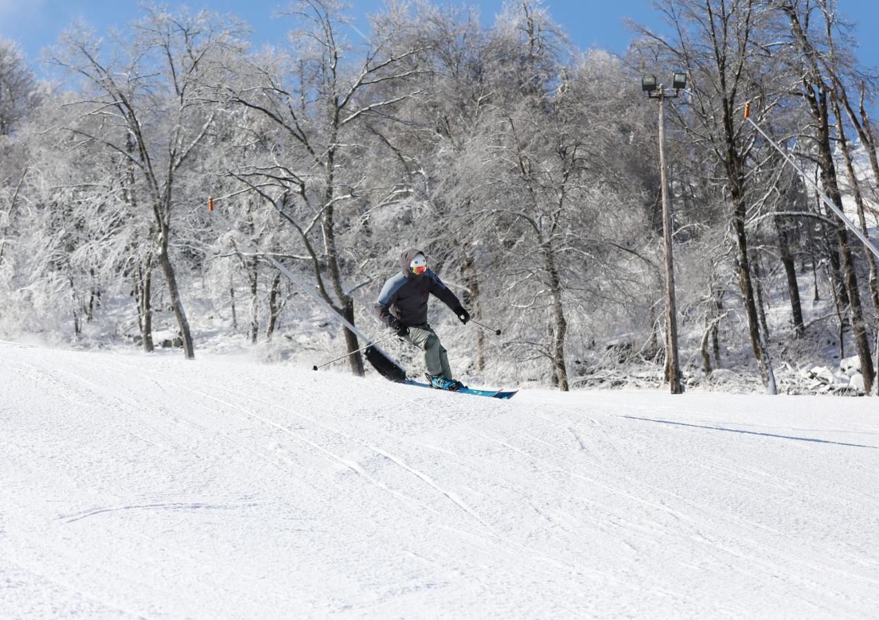 Seven Springs Stoneridge 4 Bedroom Standard Condo, Ski-in Out! Apartment Champion